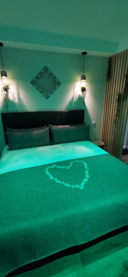 L'Essentiel - Love 5 Etoiles Talmont-Saint-Hilaire Εξωτερικό φωτογραφία