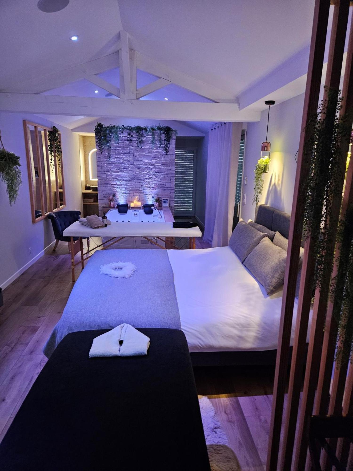 L'Essentiel - Love 5 Etoiles Talmont-Saint-Hilaire Εξωτερικό φωτογραφία