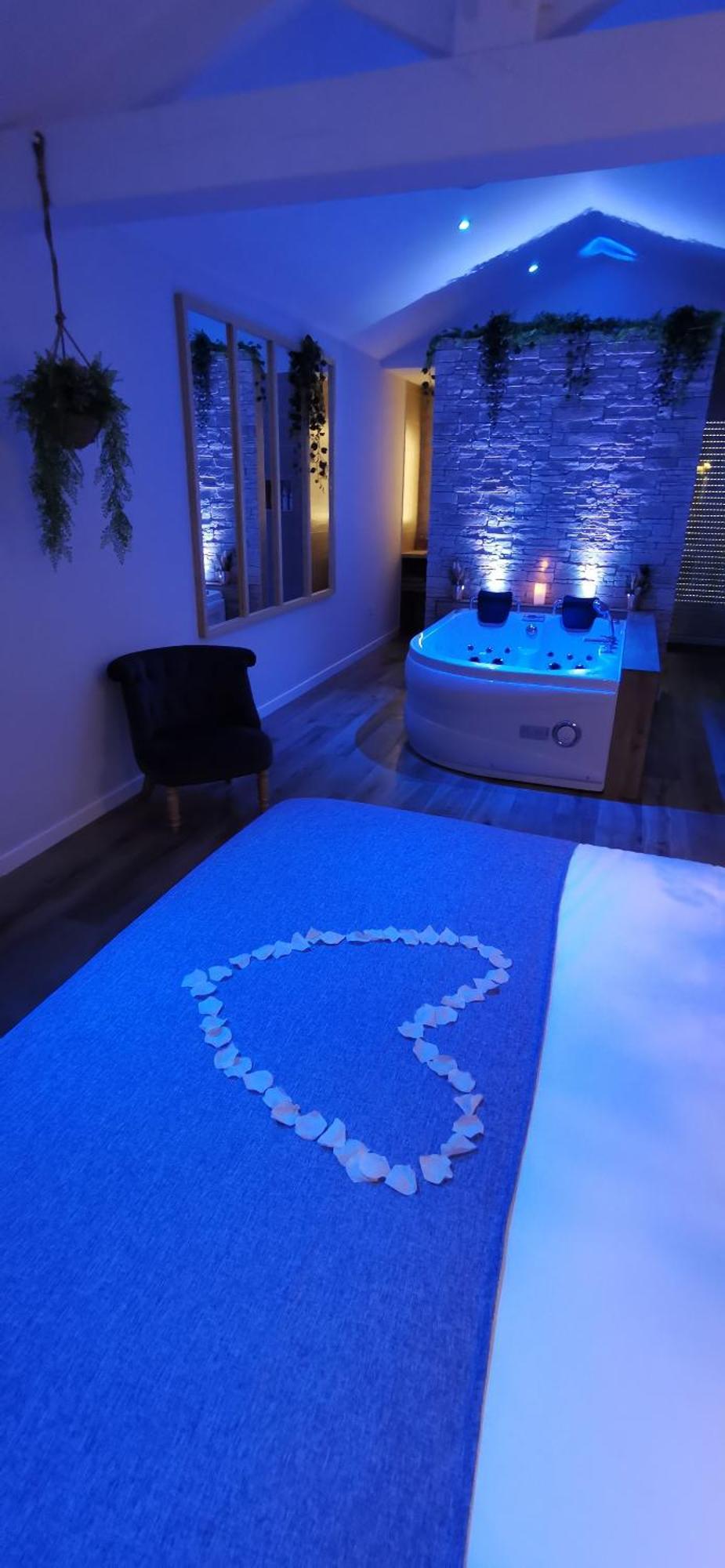 L'Essentiel - Love 5 Etoiles Talmont-Saint-Hilaire Δωμάτιο φωτογραφία